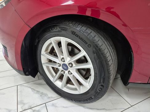 Used 2015 Ford Focus SE image 34