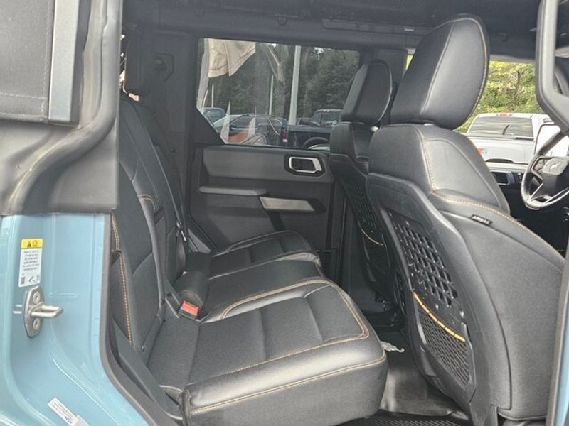 Used 2023 Ford Bronco Badlands AWD/4WD image 16