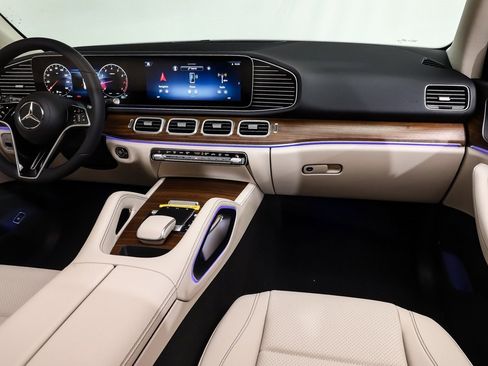 New 2025 Mercedes-Benz GLE 350 4MATIC image 8