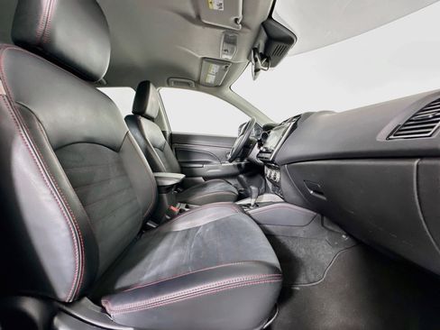 Used 2024 Mitsubishi Outlander Sport AWD image 29