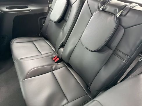 New 2026 Lincoln Aviator AWD image 10