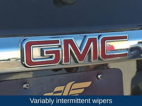 Used 2018 GMC Acadia SLT image 33