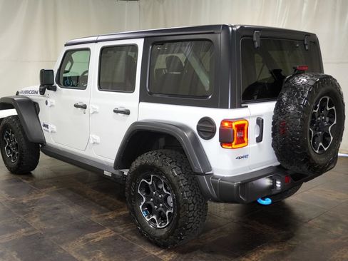 Used 2022 Jeep Wrangler Unlimited Rubicon 4xe w/ Dual Top Group AWD/4WD image 8