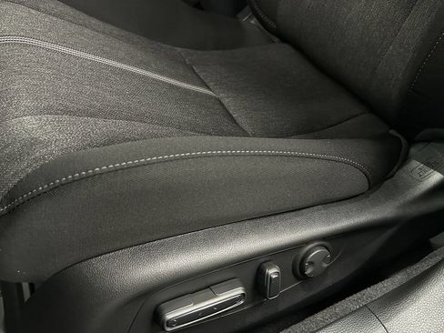 Used 2025 Honda Accord Sport image 16