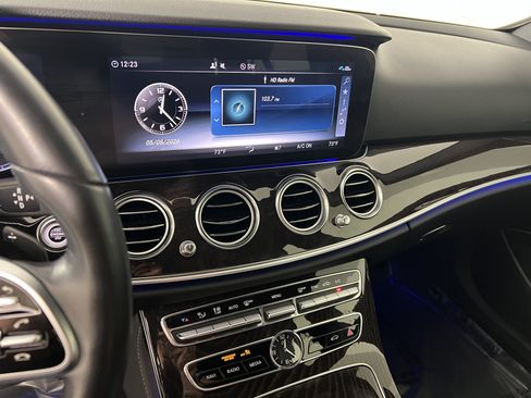 Certified 2019 Mercedes-Benz E 300 4MATIC image 29