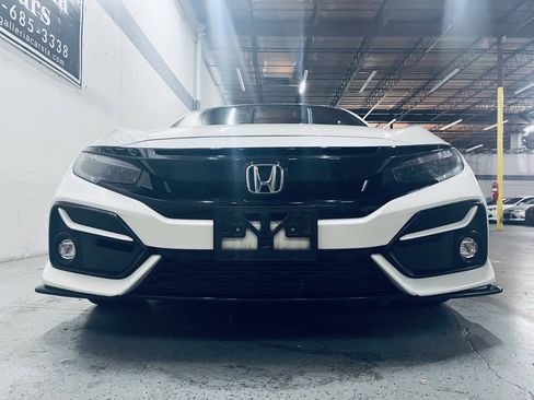 Used 2020 Honda Civic Sport Touring image 4