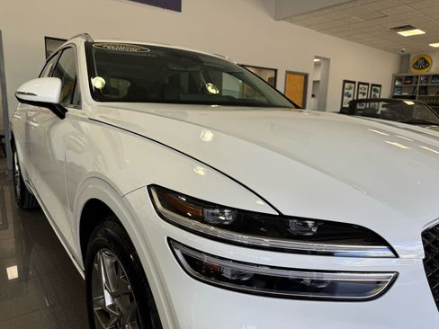 Used 2025 Genesis GV70 2.5T w/ Advanced Package image 47