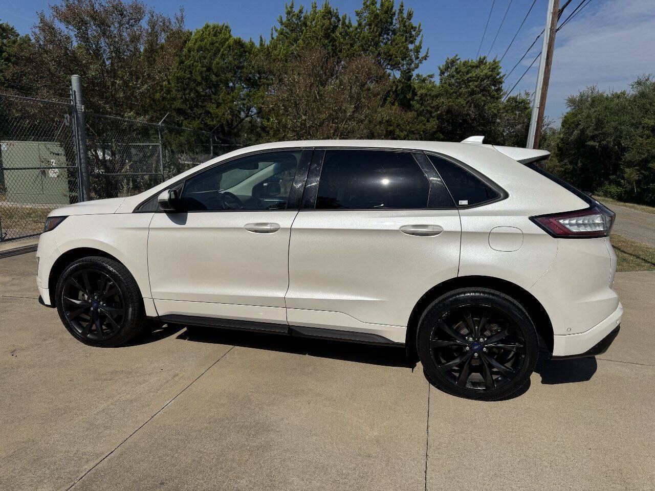 Used 2015 Ford Edge Sport w/ Equipment Group 401A AWD/4WD image 8