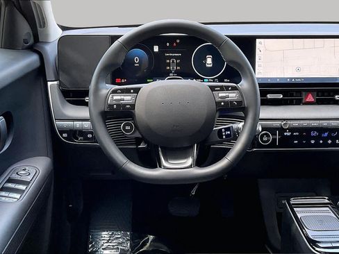 Used 2025 Hyundai Ioniq 5 SEL RWD image 5