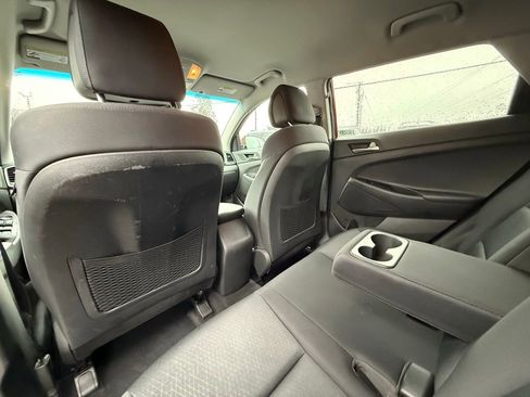 Used 2018 Hyundai Tucson SE image 14