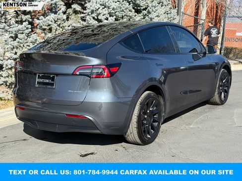 Used 2023 Tesla Model Y Long Range image 9
