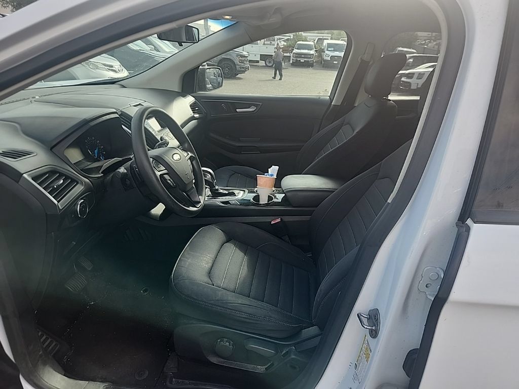 Used 2015 Ford Edge SE FWD image 19