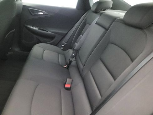 Used 2018 Chevrolet Malibu LS image 18
