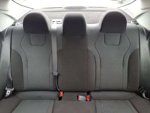 Used 2021 Hyundai Elantra SE image 28