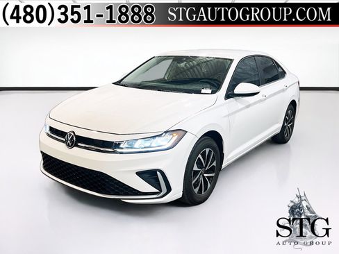 Used 2025 Volkswagen Jetta S FWD image 1