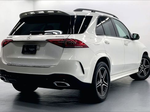 Certified 2022 Mercedes-Benz GLE 350 4MATIC image 4