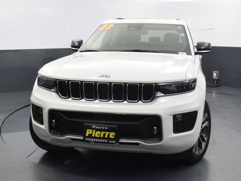 Used 2023 Jeep Grand Cherokee Overland image 6
