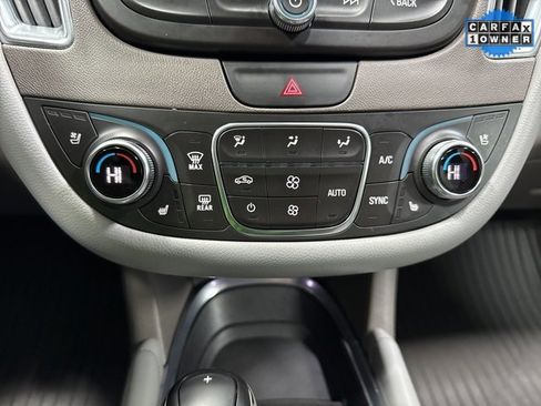 Used 2018 Chevrolet Malibu Premier image 18