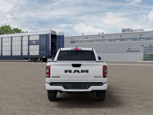 New 2027 RAM 1500 Laramie AWD/4WD image 7