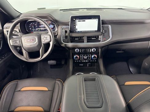 Used 2023 GMC Yukon AT4 w/ AT4 Premium Package AWD/4WD image 11
