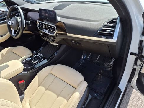 Used 2024 BMW X3 sDrive30i w/ Convenience Package RWD image 9