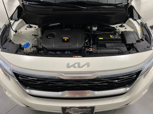 Used 2023 Kia Seltos S w/ Navigation Package AWD/4WD image 71