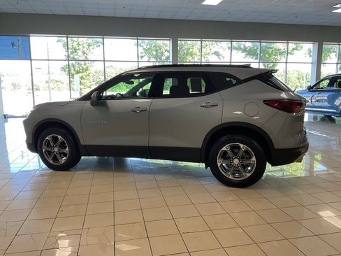 Used 2024 Chevrolet Blazer LT w/ Convenience Package AWD/4WD image 5