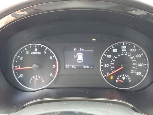 Used 2023 Kia Seltos S FWD image 30