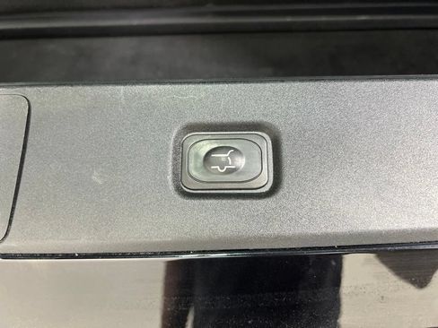 Certified 2026 Lincoln Navigator Reserve AWD/4WD image 34