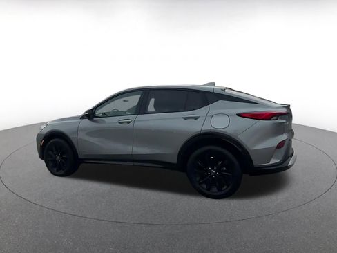 Used 2025 Buick Envista Sport Touring image 10