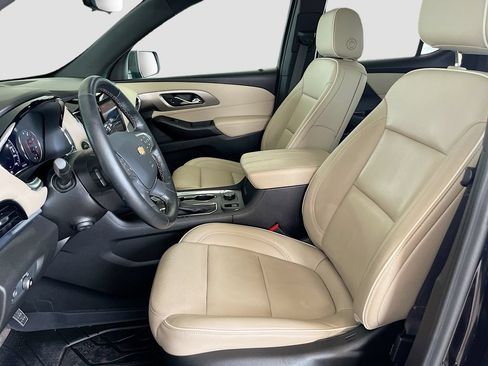 Used 2023 Chevrolet Traverse Premier w/ LPO, Floor Liner Package AWD/4WD image 22