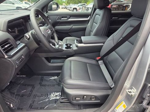 New 2026 GMC Terrain Elevation w/ Elevation Premium Package FWD image 4