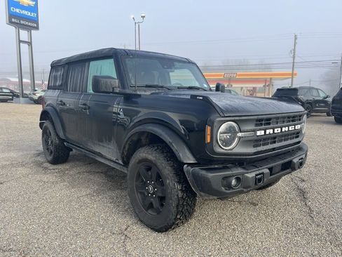 Used 2024 Ford Bronco Black Diamond image 1