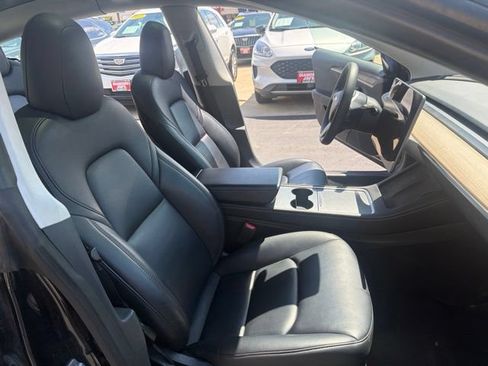 Used 2023 Tesla Model 3 Standard Range RWD image 25
