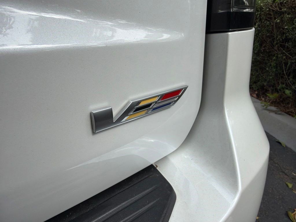 Certified 2023 Cadillac Escalade V AWD/4WD image 7