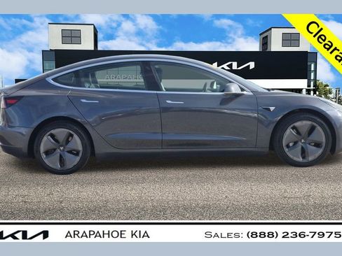 Used 2019 Tesla Model 3 Long Range image 1