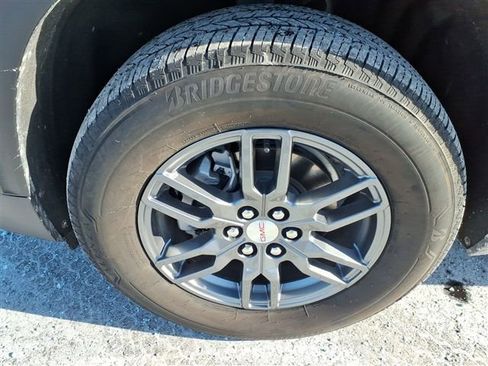 Certified 2025 GMC Acadia Elevation image 23