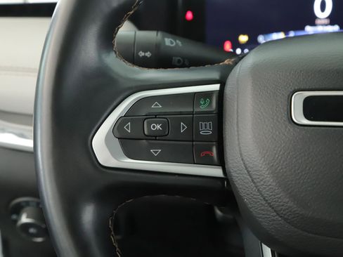 Used 2022 Jeep Compass Limited w/ Elite Group AWD/4WD image 10