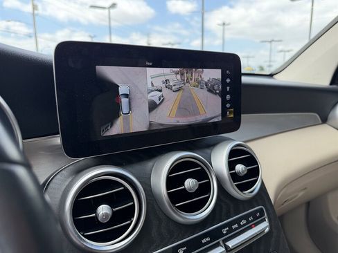 Used 2021 Mercedes-Benz GLC 300 4MATIC w/ Premium Package image 35