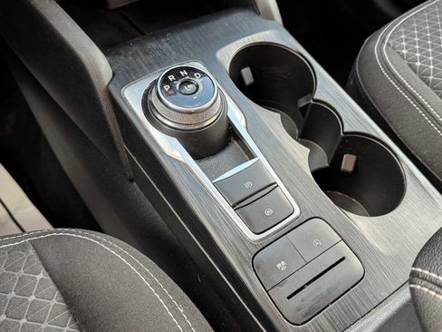 Certified 2023 Ford Escape Active AWD/4WD image 32