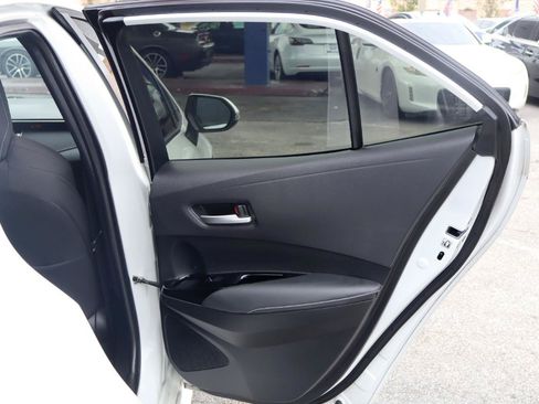 Used 2021 Toyota Corolla SE FWD image 21