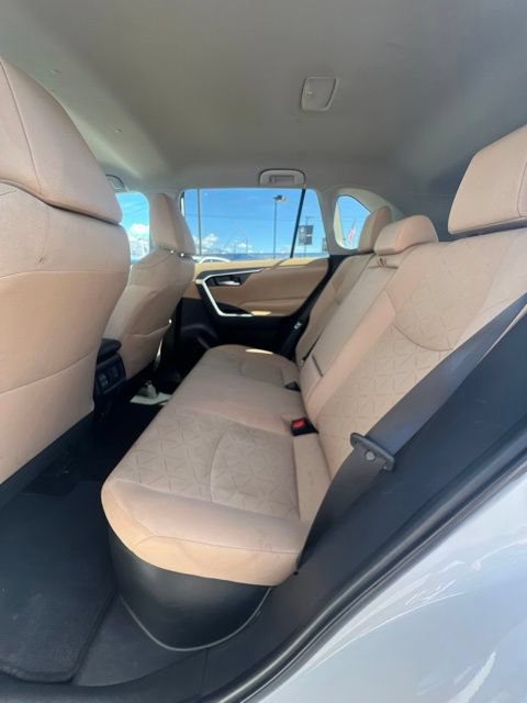 Used 2025 Toyota RAV4 XLE AWD/4WD image 29