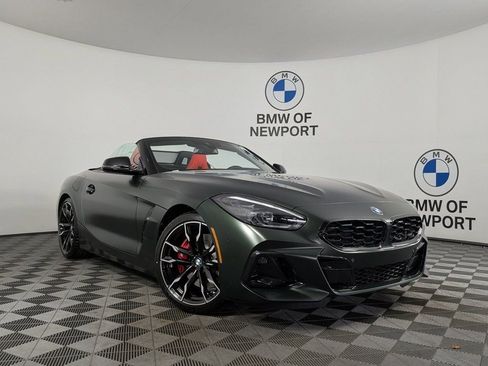New 2026 BMW Z4 M40i w/ Premium Package image 3
