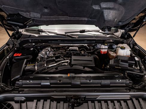 Used 2024 GMC Sierra 3500 Denali w/ Denali Reserve Package image 31