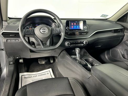 Used 2024 Nissan Altima 2.5 S image 15