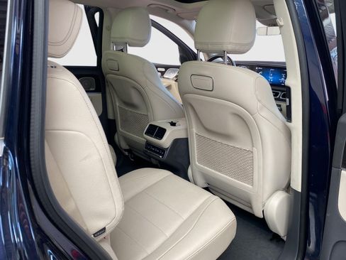 Used 2020 Mercedes-Benz GLS 450 4MATIC image 12