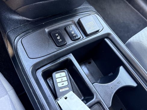 Used 2016 Honda CR-V EX image 25
