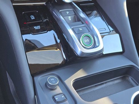 New 2026 Acura MDX SH-AWD image 33