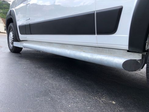 Used 2025 RAM ProMaster 2500 w/ U-Haul Equipment Group FWD image 14