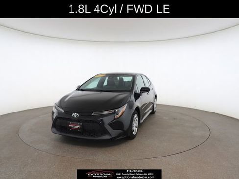 Used 2021 Toyota Corolla LE image 1